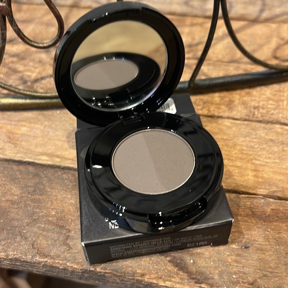 Anastasia Brow Powder - Picture 2 of 10